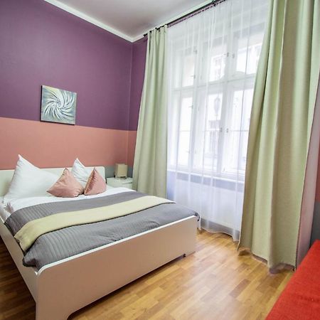 פראג Ruzova Apartment By Ruterra מראה חיצוני תמונה